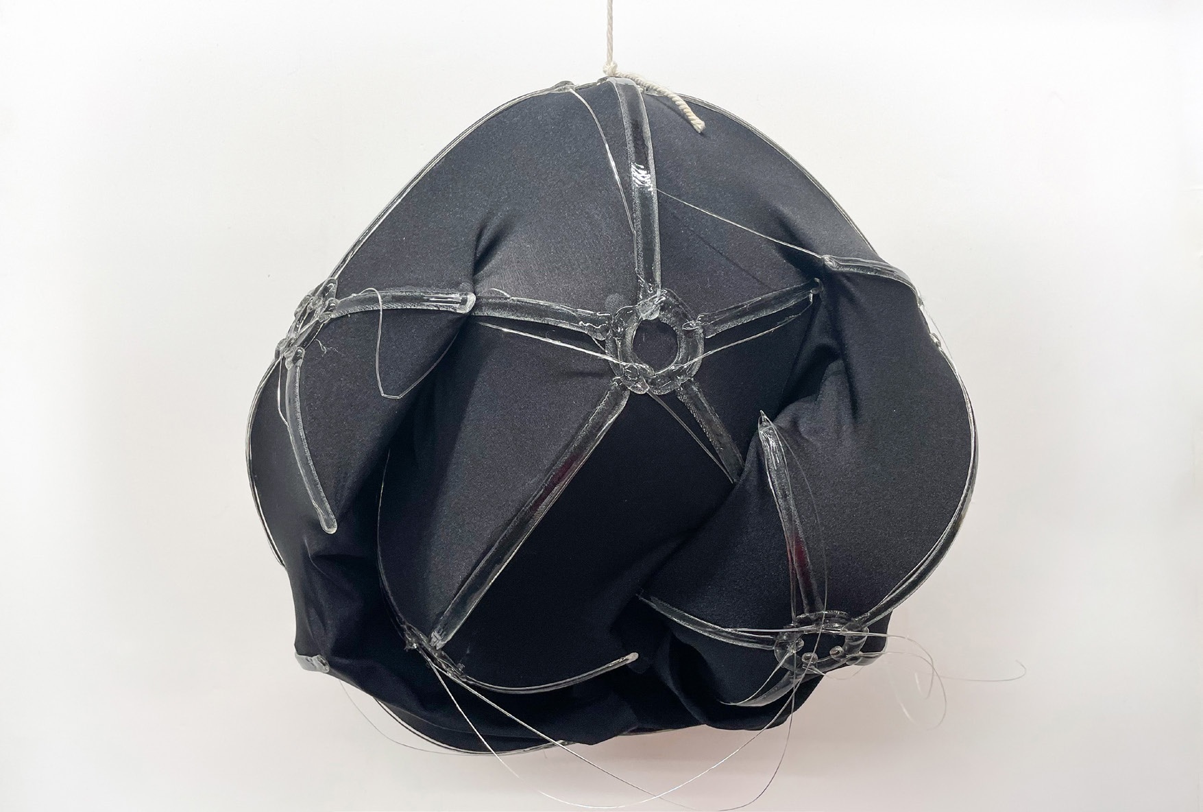 Self-shaping textile form — Emerald Liang and Ivy Yu; faculty: Robinson Strong